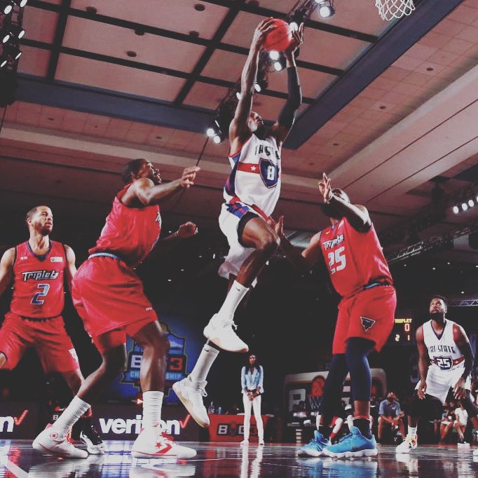 Ignoring the defense 💪