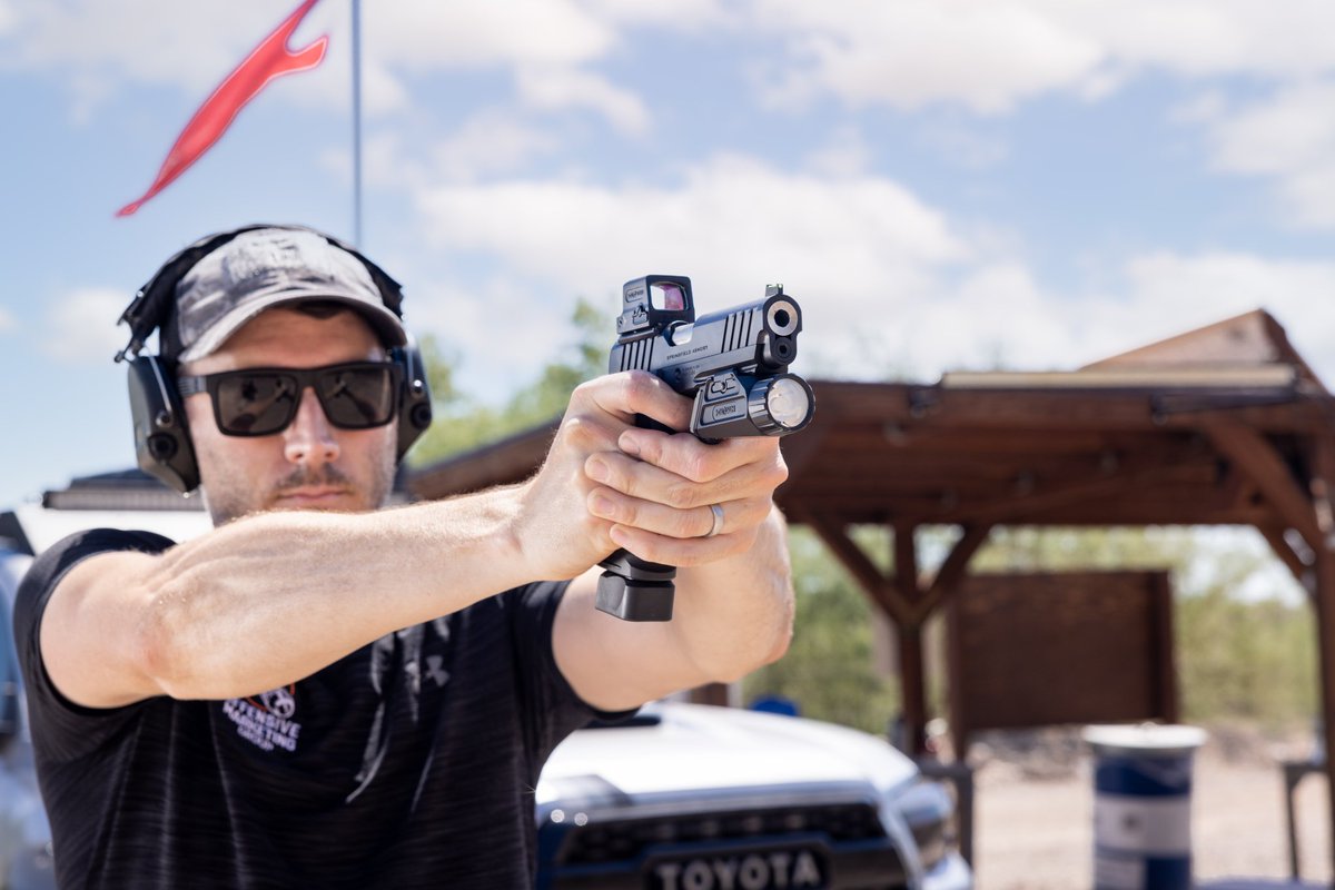 JeremyTremp's tweet photo. @Springfield_Inc @holosunoptics https://t.co/1AsClKMu3N