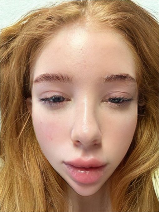 I&rsquo;m alive https://t.co/woGLMM5uHn