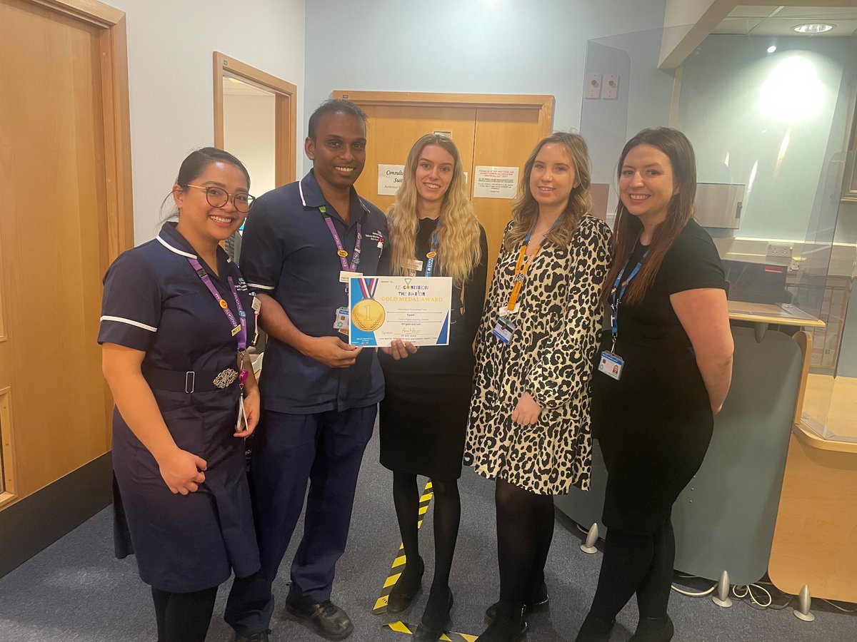 joanadi64101885's tweet photo. Gold medal award for International team for their ongoing pastoral support to our International Nurses. Well done ! @ReconGamesUK @BittersTracey @vipinonroll @megs_phoebe https://t.co/3C5AdkCMdQ