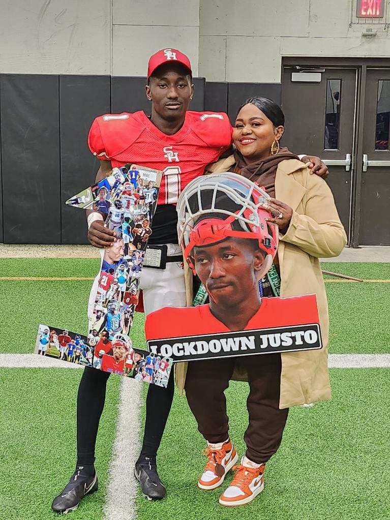 If this woman still believe in me dats all that matter💯 #Mytimecoming