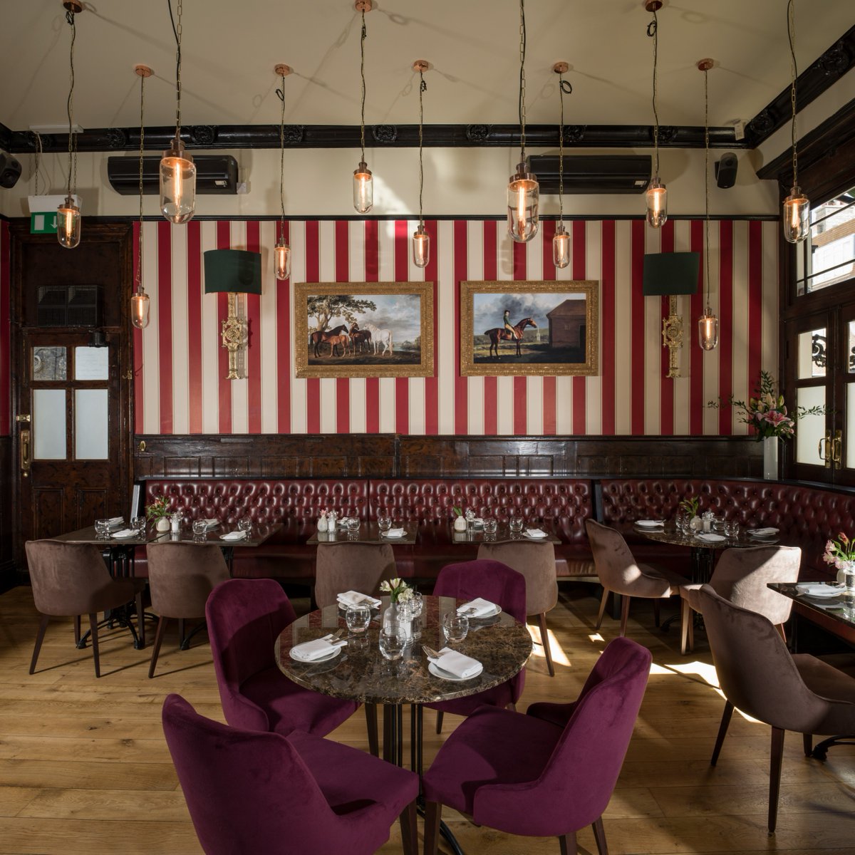 Looking for the perfect date night for Valentine's day?

#TheStableHand are offering a gorgeous four-course menu complemented by a glass of Kingscote English Sparling Wine - the perfect way to spoil your loved one 🍾

#ConnaughtVillage