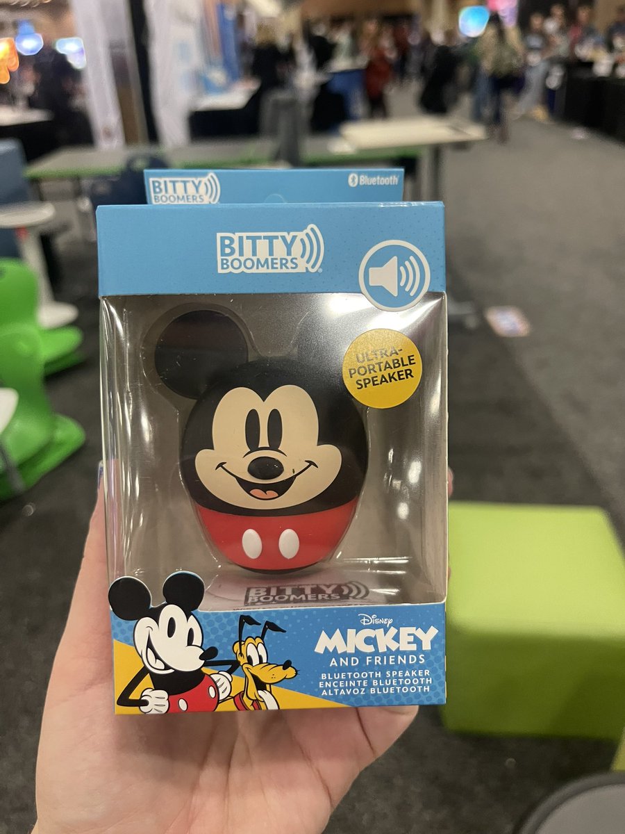 Thank you @Novel_Effect for the adorable Bitty Boomers speaker! Can’t wait to use this in the @NavarroLISD library during our read alouds! 🎉🥳#winnerwinner #chickendinner #TCEA23