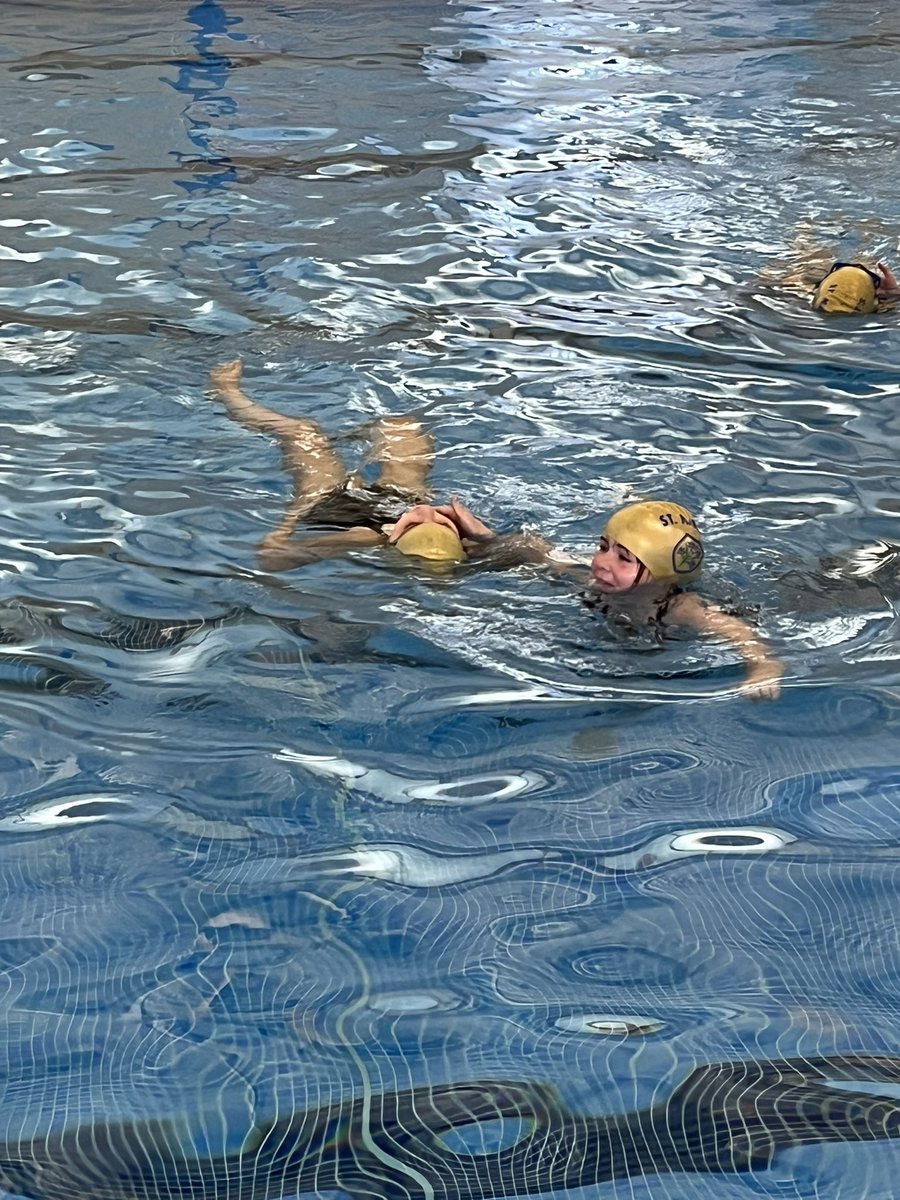 StMargs_Sport's tweet photo. The @StMargaretsPrep children have been learning @RLSSUK water rescue skills as part of their swimming curriculum this term. #RLSS @iapsuksport #StMargsSwimming #swimmingisalifeskill https://t.co/9pn2l12Fht