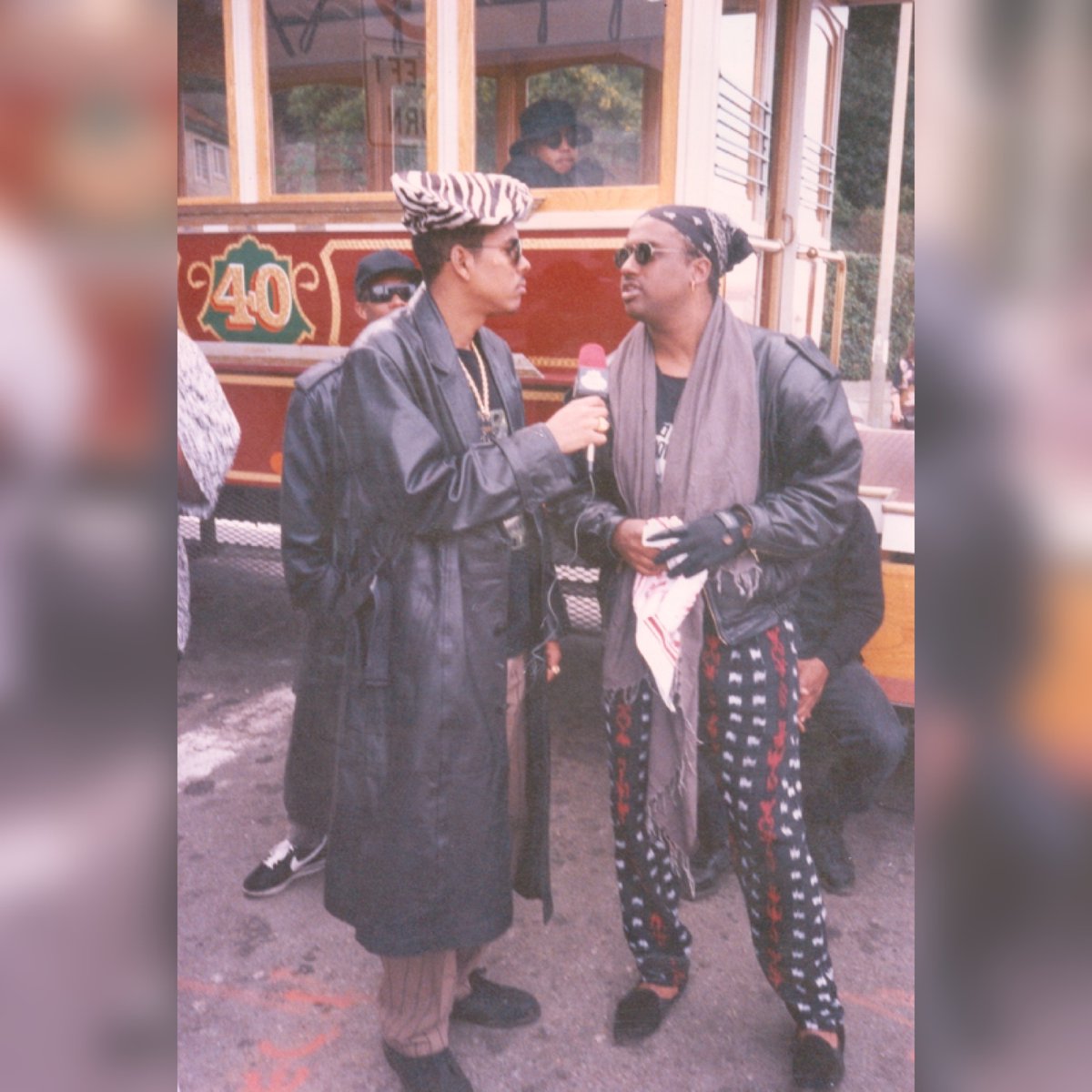 ChopmasterJ's tweet photo. #TBT from the #chopmasterjlegacyseries archives A BTS pic that time we took over Yo MTV raps. My fashion game was top notch btw!! who saw the episode when it came out? #50yearsofhiphop #MTV #blackhistorymonth #digitalunderground #legacy #legendary https://t.co/Il7TORn1s5