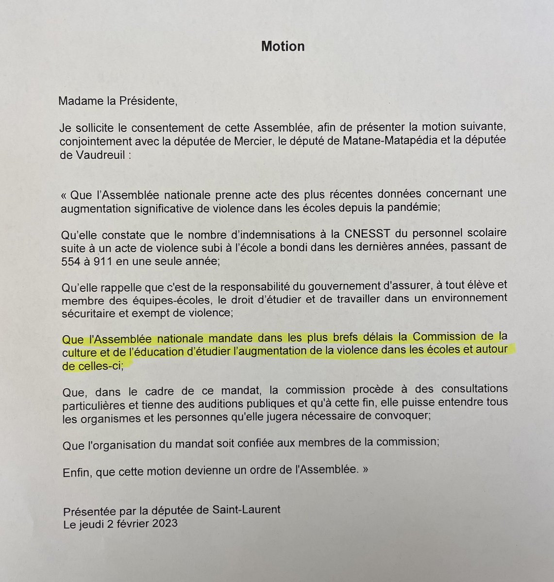 monsefderraji's tweet photo. On s’explique mal pourquoi le gouv. Caquiste refuse d’envoyer un message fort à nos jeunes et leurs familles qui sont victimes de la violence dans les écoles. 

On doit se saisir de cet enjeu en commission 
parlementaire! @marwahrizqy 

#assnat #polqc https://t.co/URDvDljiQm