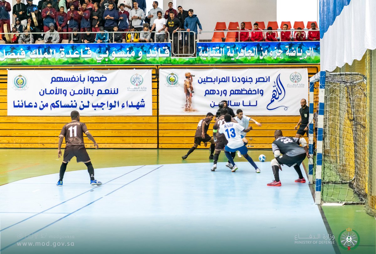 modgovksa's tweet photo. منتخب #القوات_الجوية يحصد ذهبية «الرماية» وكأس «قدم الصالات» في دورة الألعاب الرياضية الـ 18 للقوات المسلحة.

#دورة_الألعاب_الرياضية_للقوات_المسلحة https://t.co/IeIPe2Eqqr