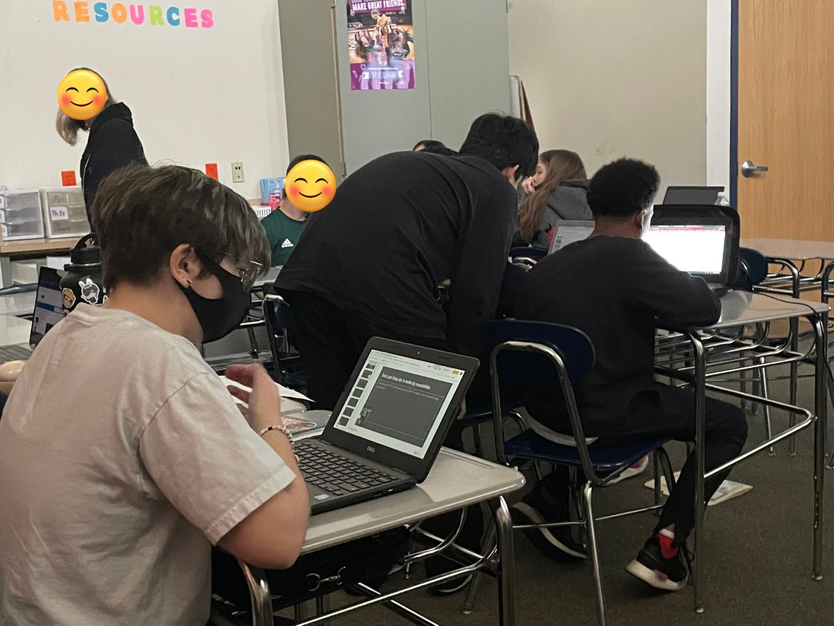 FCPSAdaptedPE's tweet photo. Loved walking into an #InclusiveHealth class seeing Ss purposefully seated w/ peers & some w/ adults to ensure the right amount of support & encouragement were provided. All Ss were working on #dimensionsofwellness & #goalsetting. @FCPSMaryland @RegaliaFCPS @CMSCavalier @NealCase https://t.co/b3hI8S835e