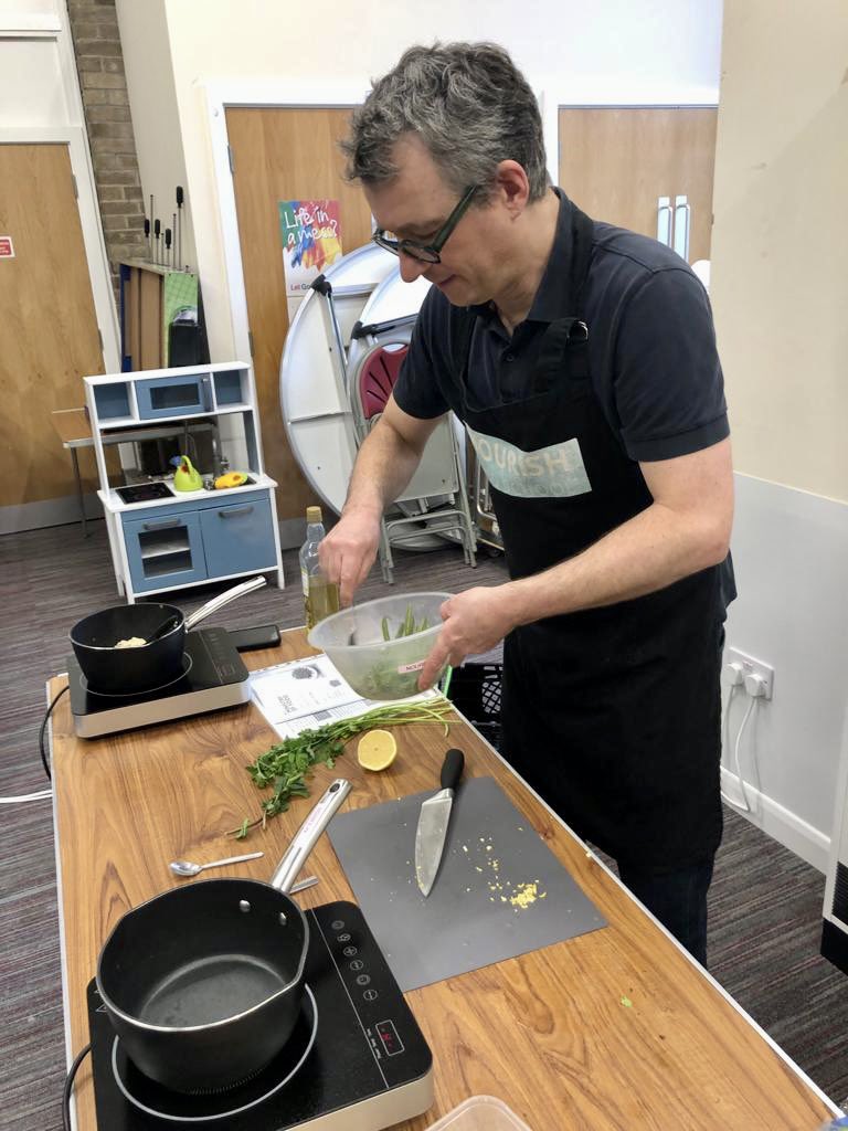 nourishfoodsch's tweet photo. Popping up pretty much anywhere with our food education and Cookery classes in partnership with @FareShare_NE at the minute.
Today sharing skills with people at #salvationarmygateshead
#risotto #communitycooking #foodskills #foodwaste #savethesurplus #socent #nefood https://t.co/xWIilndgVP