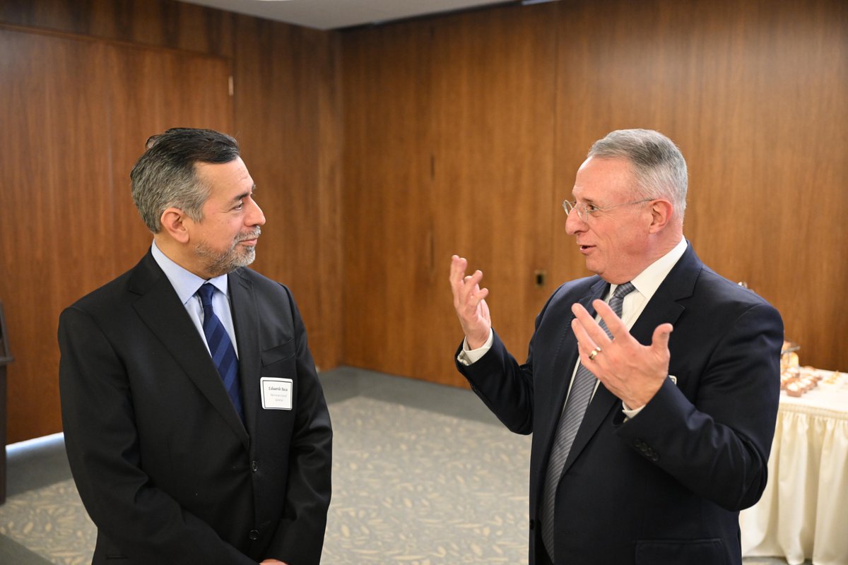 Ch_JesusChrist's tweet photo. Three Apostles of The Church of Jesus Christ of Latter-day Saints welcomed Mexico’s new consul general in Utah at a reception in the Church Office Building on Temple Square on Wednesday.

https://t.co/4TWFWX0KxW https://t.co/wfp9l7JdDO