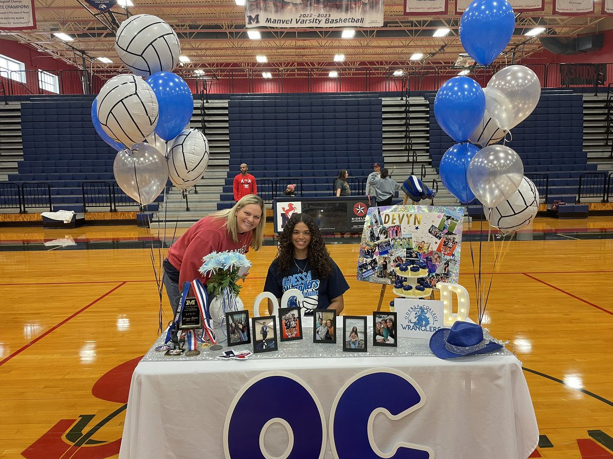 ManvelVBall's tweet photo. We had a great day yesterday!@DevynLewis4 signed to further her athletic and academic career at Odessa College. We are incredibly happy for you and you have made us so proud!Congratulations!!!  HOKAHEY forever ♥️💙 https://t.co/WPA4Pumh6L