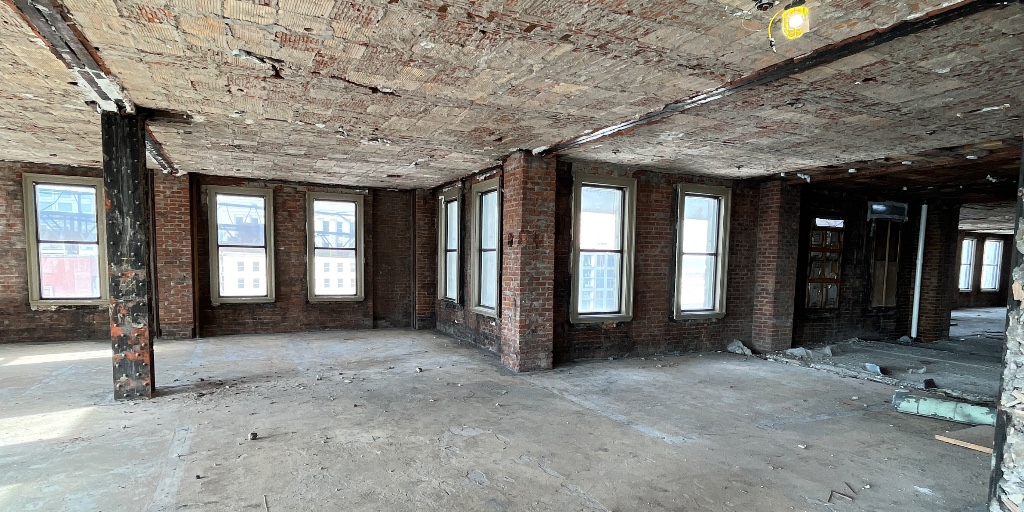 CCI_Contractors's tweet photo. Photos of the demolition progress at @CityClubApts Union Central in downtown Cincinnati! Demo crews are up to floor 17 with framing interior units and layout beginning on levels 2-7. https://t.co/pE3DUWbAOM
#TeamSafety #CityClubApartments #UnionCentral #Cincinnati #MakeItTrue https://t.co/ShxfiIZ70I
