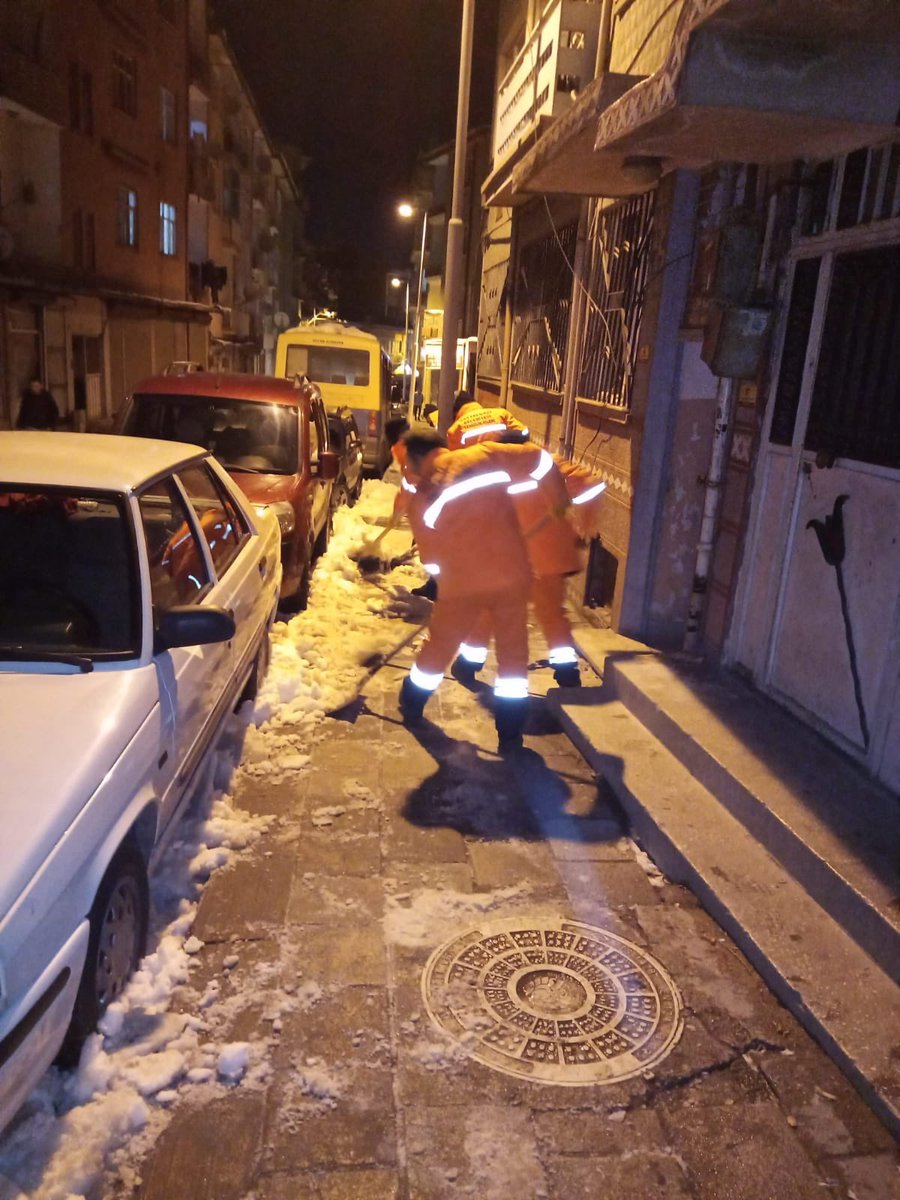 battalgazibeltr's tweet photo. Kar küreme ve yol açma çalışmalarımızı aralıksız sürdürüyoruz.

#Malatya #Battalgazi https://t.co/XNZKyC7kZs