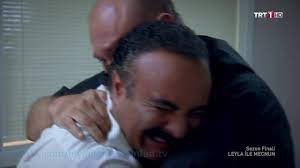 Kalbine Leyla ile Mecnun değmiş her insan biraz yarım, eksik ve buruktur...