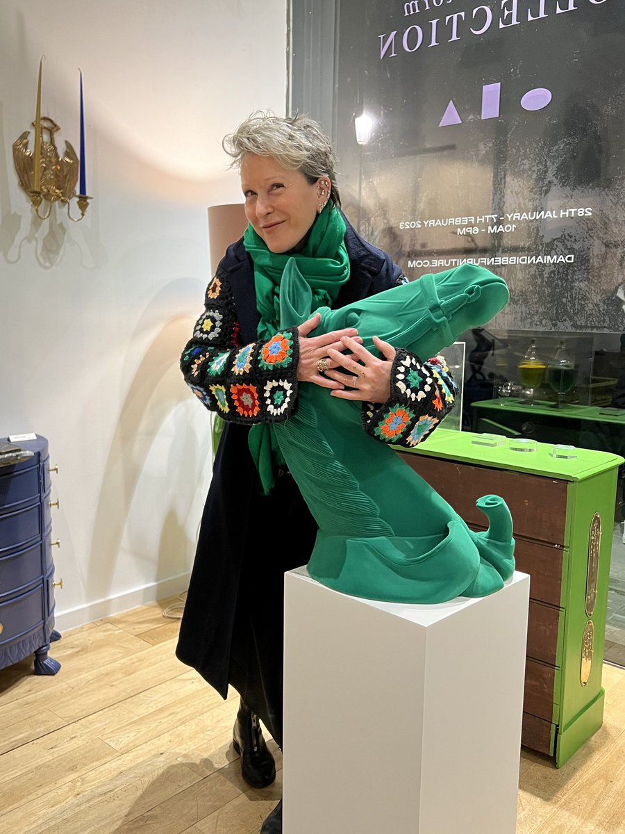 Last night, the great and the good descended on #TheColourStorm Collection pop-up in London. Horses were snapped up, jewels were admired, #Bridgerton was well represented and preview copies of the paperback were signed. Open until Feb 7th. 19 Kensington Park Road, W11 2EU.