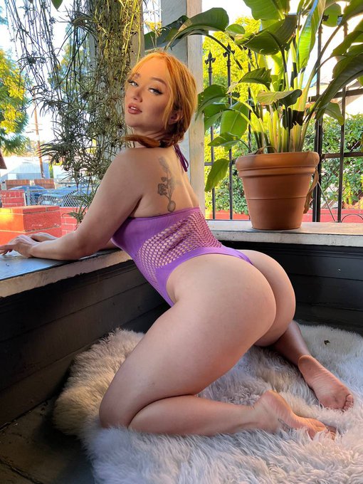 Think about me when you cum please https://t.co/Kc5eTIO2rX