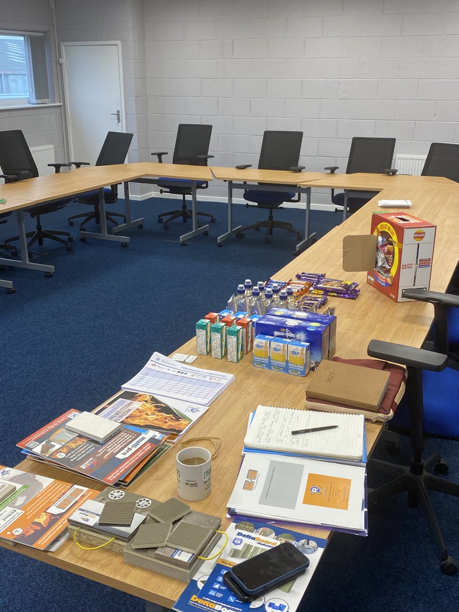 ResistantNorth's tweet image. All set up at product training for almost 40 staff in ⁦@candwberry⁩ beautiful new training suite, complete with a gigantic tele! Great hosts &amp;amp; full audience participation as we covered all things #buildingboards #tilebacker #rendercarrier #passivefire Thanks for having us!