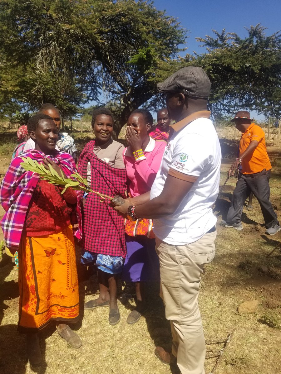smabwoga's tweet photo. The World Wetlands Day brought together #GenerationRestoration a "Growing Community" @MMaraUniversity @NemaKenya @NarokCountyGov1 @KeForestService @WWF_Kenya, concerned with #WetlandRestoration of Enkongu Enkare, in Narosura, Narok County,Kenya during #WorldWetlandsDay https://t.co/1cvuVfKukC