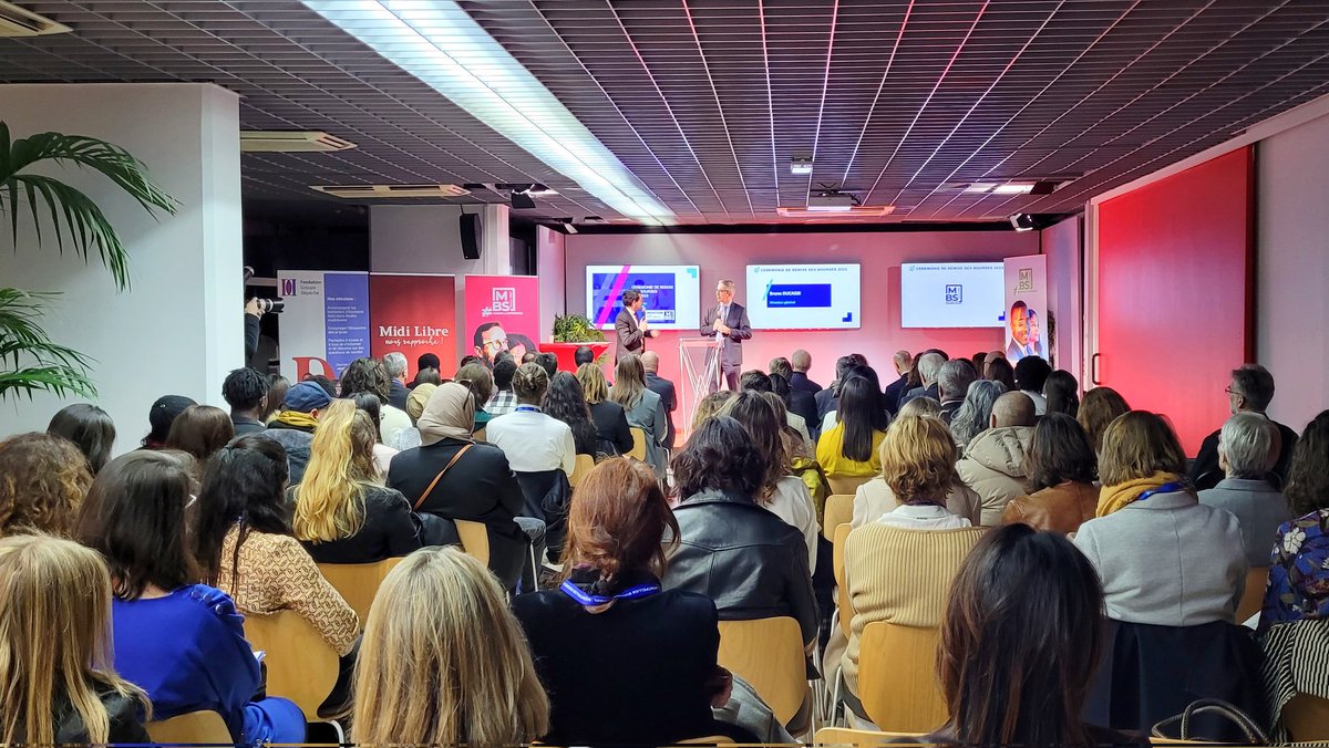 En direct 📸 Lancement de la 15e Cérémonie de remise des Bourses de la Fondation MBS, pour découvrir et rencontrer les 23 nouveaux lauréats des bourses d'excellence, des <a href="/alumni_MBS/">MBSAlumni</a> et des collaborateurs.