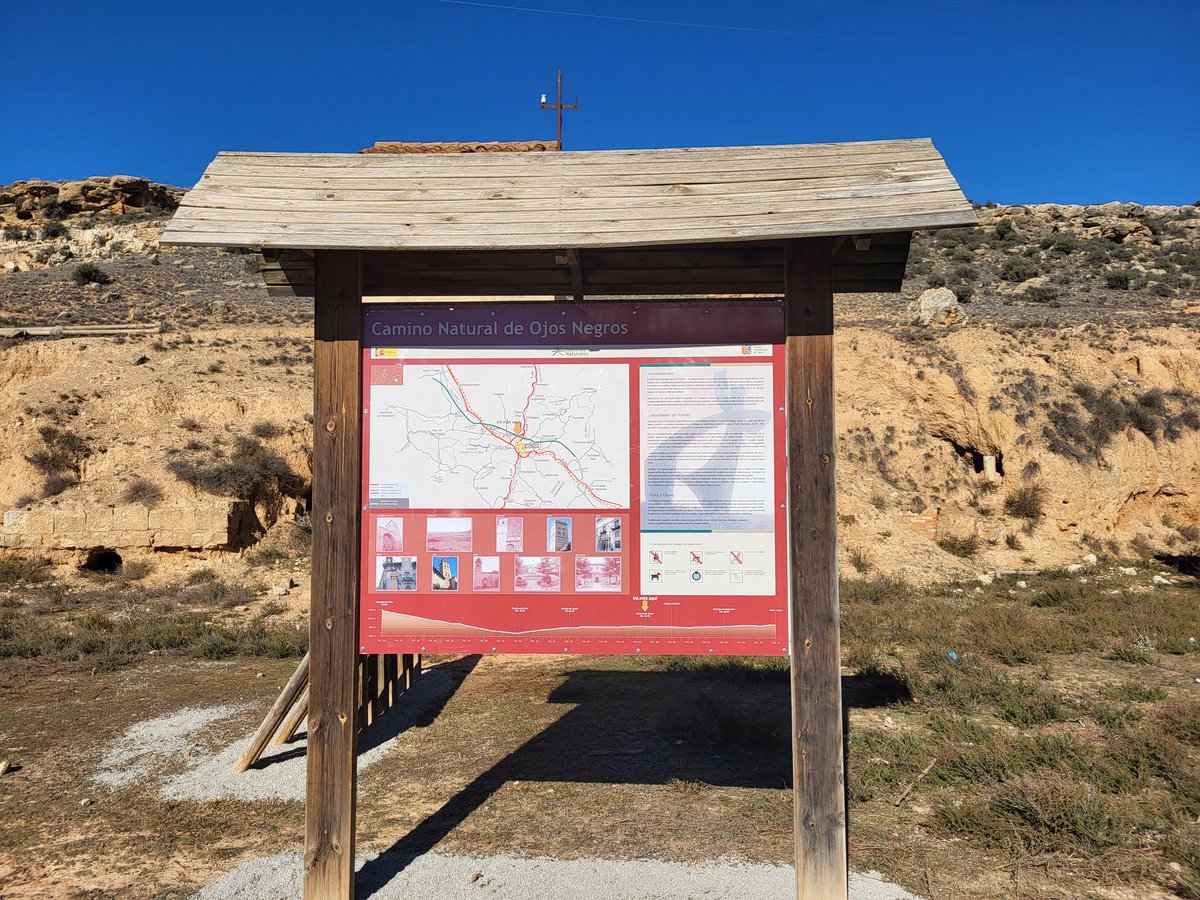 BizenFuster1's tweet photo. El Departamento de Vertebración del Territorio y Movilidad del @GobAragon @pepesoro apuesta por las vías verdes como factor dinamizador: x ej. los 10 kms acondicionados en torno a la Estación de los Baños de Teruel en la via a Ojos Negros por 232.000 €

https://t.co/PfCpe4weLT https://t.co/h5sbhnZbCr