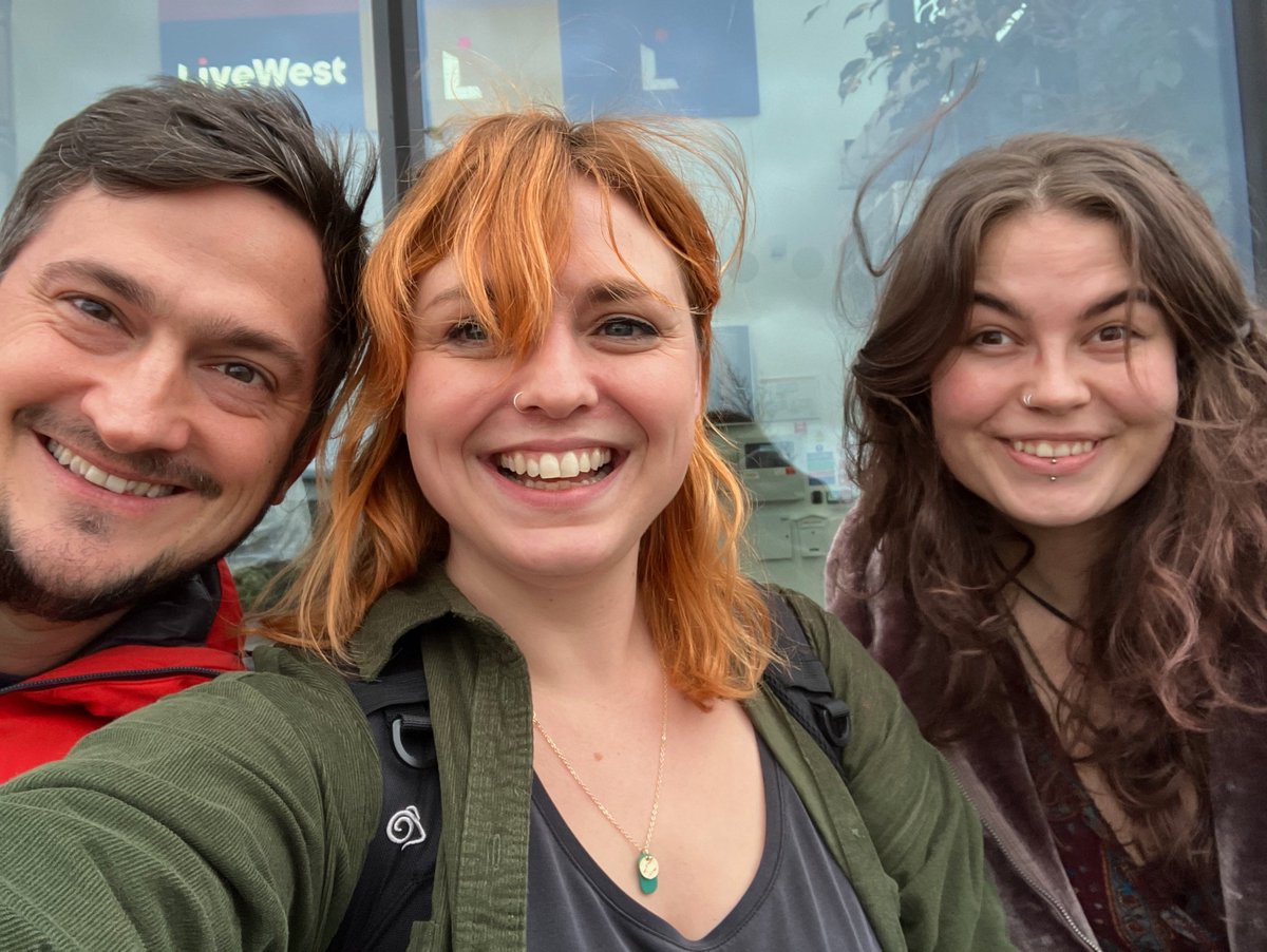 FoyerFederation's tweet photo. Three happy facilitators after two days of training with @WeAreLiveWest's Foyer and YP services staff! We've loved spending time getting to know the teams and focusing on #AdvantagedThinking & #YouthPower along with superstar young trainer Yazz ✨
Enquire now to book from April! https://t.co/LwmoSPNNJO