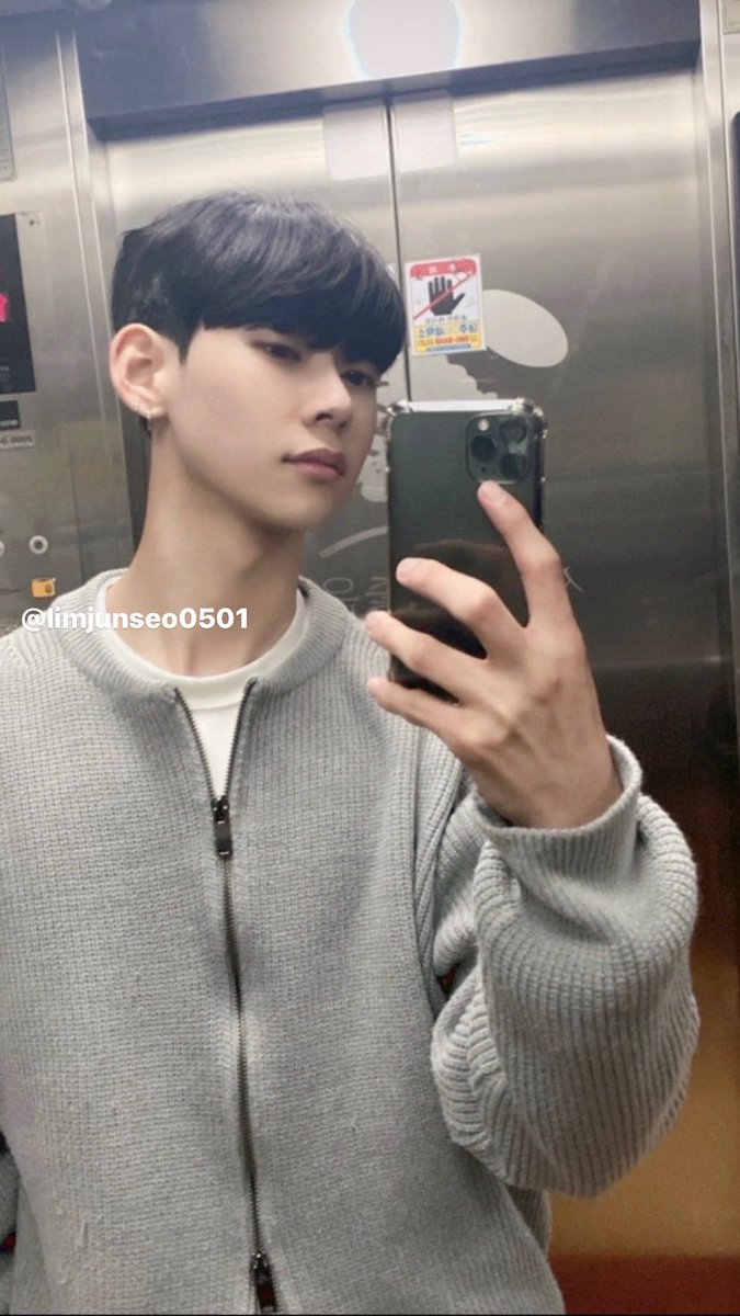 limjunseo0501's tweet photo. #임준서 #limjunseo #보이즈플래닛
첫방기념 그동안 제보받은 준서 과사ꢭ https://t.co/hGlUBgQMPL
