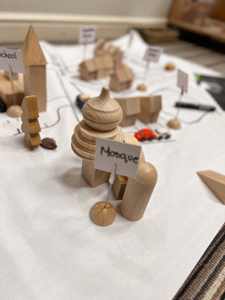 EarlyExcellence's tweet photo. Bring creativity to life in the Early Years with block play! 

Why provide blocks &amp; how does it connect to the curriculum? Learn more: https://t.co/CgoLYvIwhj

Share your favourite block creation! 

#EarlyYearsEd #BlockPlay #LearningThroughPlay https://t.co/3HgKZ4bG99