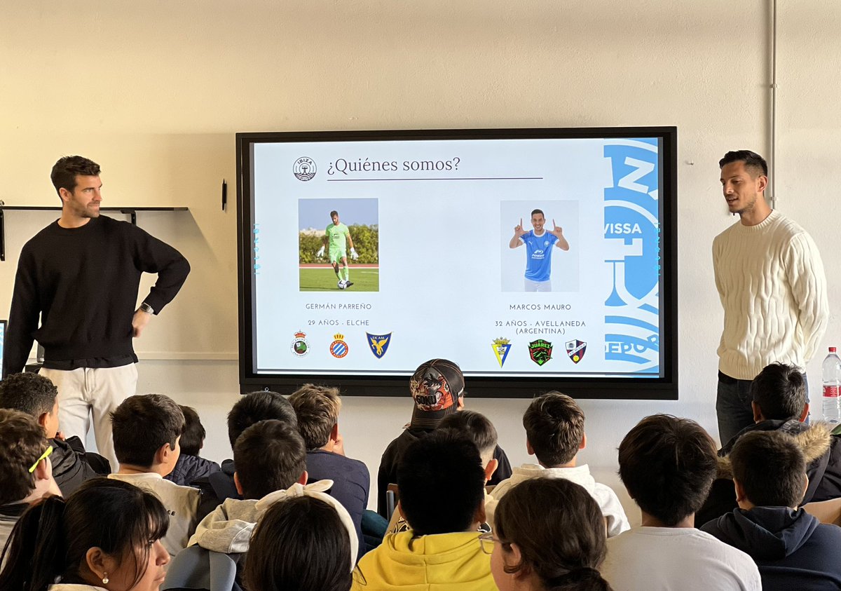 UD Ibiza 🩵 tweet media