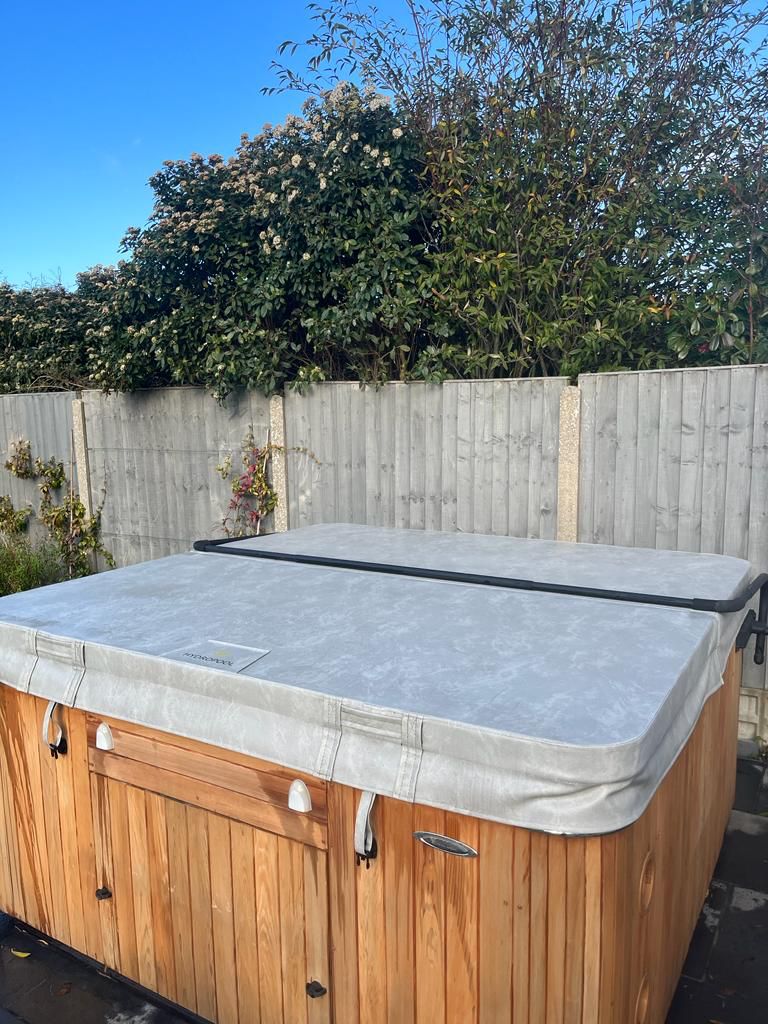 HydropoolD's tweet image. Full Service complete on this Hydropool 670 Platinum! We offer Hot Tub, Swim Spa AND Swimming Pool Service &amp;amp; Maintenance in-house by our trained engineers!

See more here: hydropooldorset.co.uk/servicing-main… 
or Click the link in our bio!