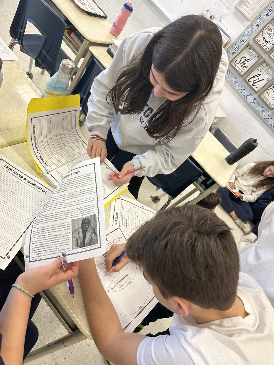 Grade 6 students compare and contrast fact vs fiction through #Text and #Adaptation! 🎥  📕 #language #tcdsb #courage #foryou <a href="/StGregoryCS/">St. Gregory C.S.</a>