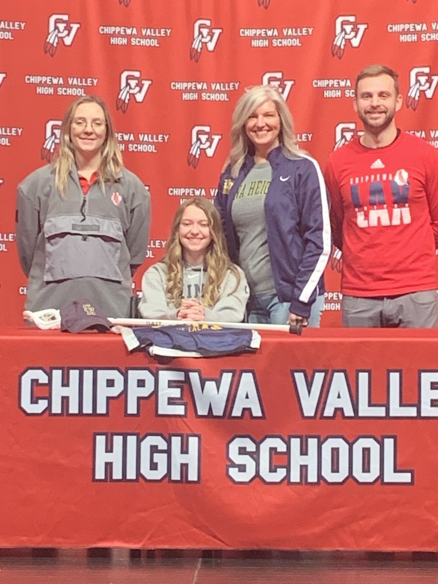 schihl's tweet photo. Congratulation to Avery Parks and her family as he signs to play lacrosse with @SHUWLAX next year. Good luck in your future endeavor! #GoBigReds #OnceaBigRed https://t.co/nCsoZbPzOS
