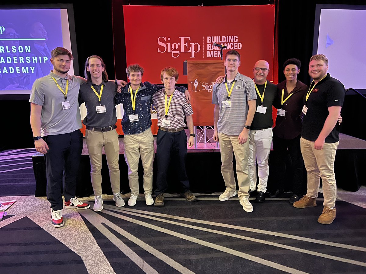 This past weekend our amazing executive board attended the Carlson Leadership Academy in Richmond, Virginia. There they developed their skills &amp; connected with many chapters from across Virginia! We would like to thank <a href="/officialsigep/">Sigma Phi Epsilon</a> for hosting this amazing event! #VDBL ❤️💜💛