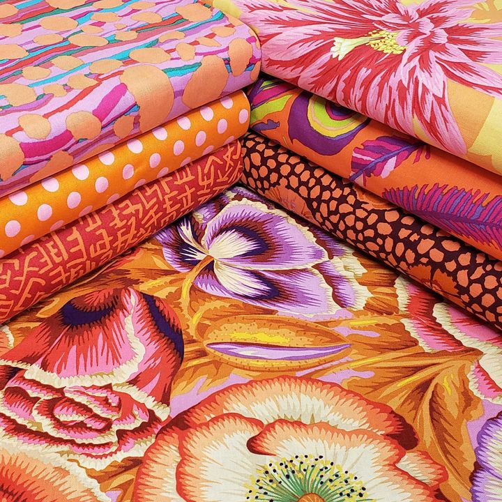Kaffe has great orange fabrics, as well as any other color you can think of! Get yours here!
myfavoritequiltstore.com/collections/ya…
#quilting #Kaffe #KaffeFassett