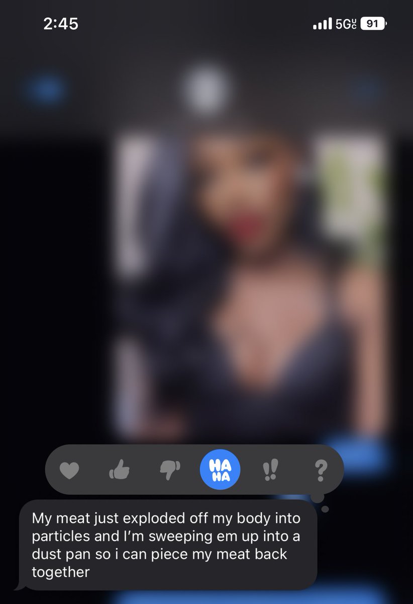 diabolicalpree's tweet photo. The compliment I received after I sent a selfie today >>>> https://t.co/rXcOus3AdE