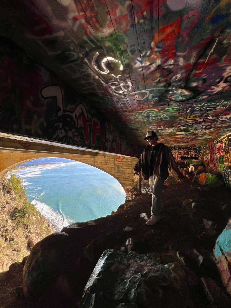 WillArmony's tweet photo. adventuring is the move https://t.co/9d7Jn5cwAD