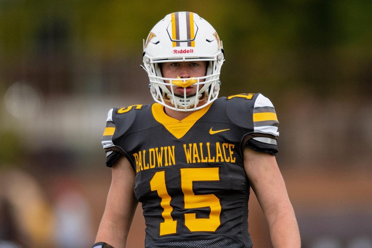 Landon Hare of Baldwin Wallace University Earns Football Award at Annual Team Banquet bw.meritpages.com/stories/Landon… #WeArePiqua