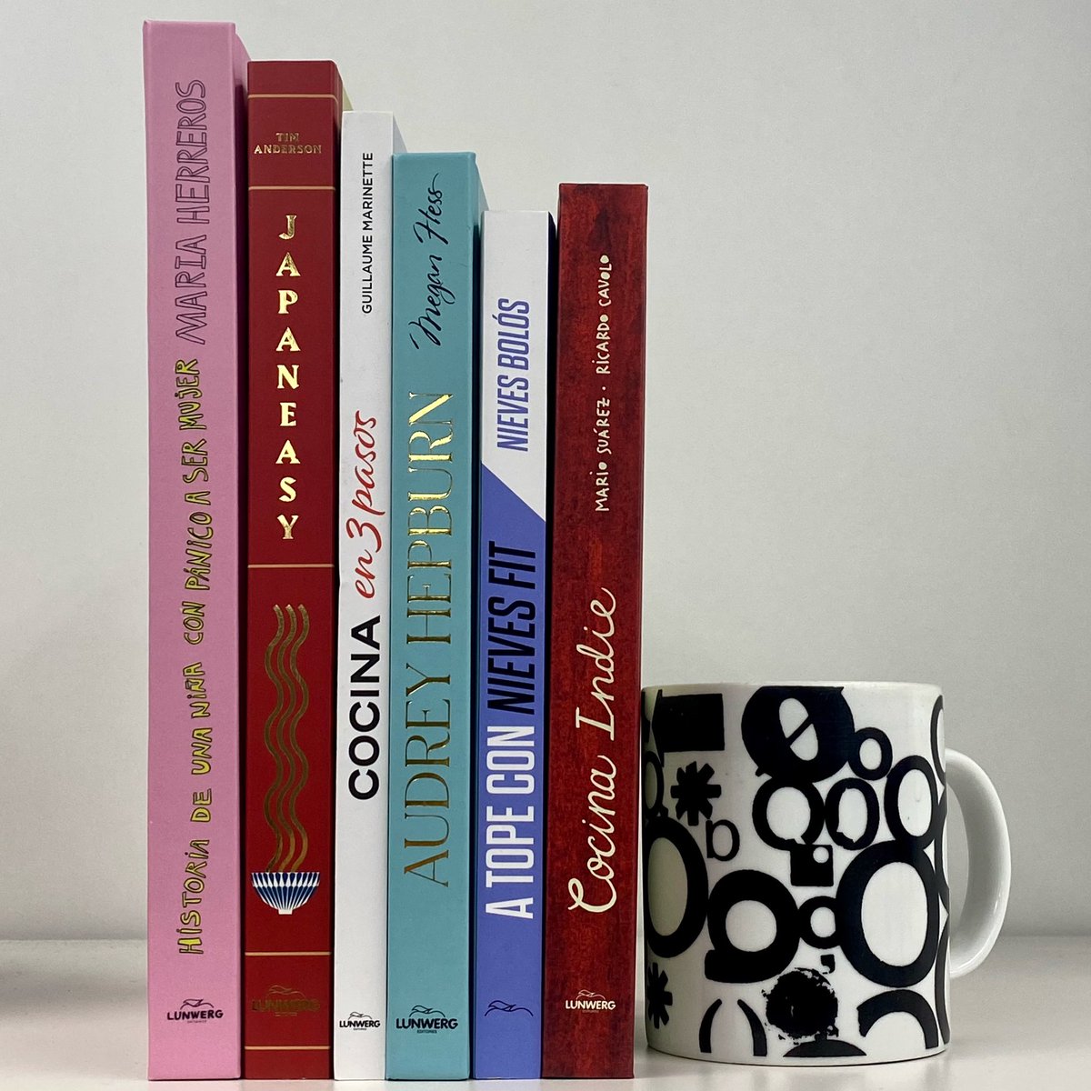 Con cuesta y frío se acabó Enero, pero nos dejó estos libros de <a href="/_MariaHerreros_/">ϟMaria Herrerosϟ</a> #TimAnderson #GuillaumeMarinette #meganhess #niievesfit <a href="/mariosgonzalez/">Mario Suárez</a> y <a href="/RicardoCavolo/">Ricardo Cavolo</a> 🙏♥️ <a href="/Lunwerglibros/">Lunwerg Editores</a> <a href="/Planetadelibros/">PlanetadeLibros</a>