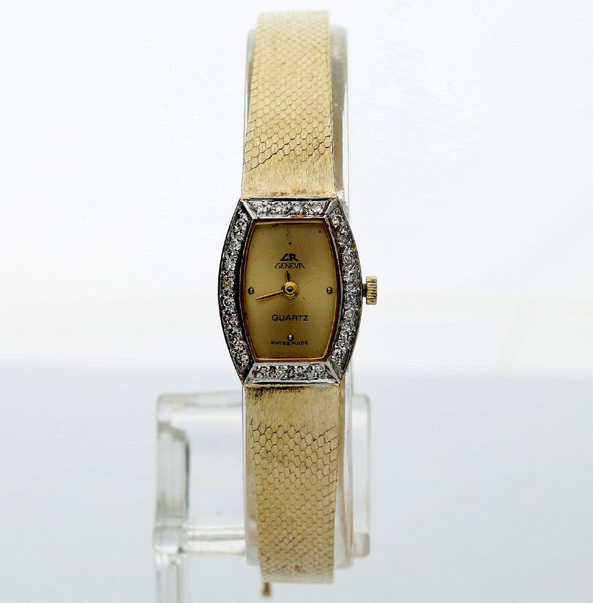adinajewelers's tweet photo. A timeless timepiece! Diamond lady's vintage Geneva watch in 14K gold. Take 10% off when you use the code HEARTS23 at checkout! #genevawatch #ladyswatch #diamondwatch #vintagewatch #goldwatch #ladyswatchonsale #diamondwatchonsale https://t.co/KybtcDKj5a https://t.co/IIMqaynXud