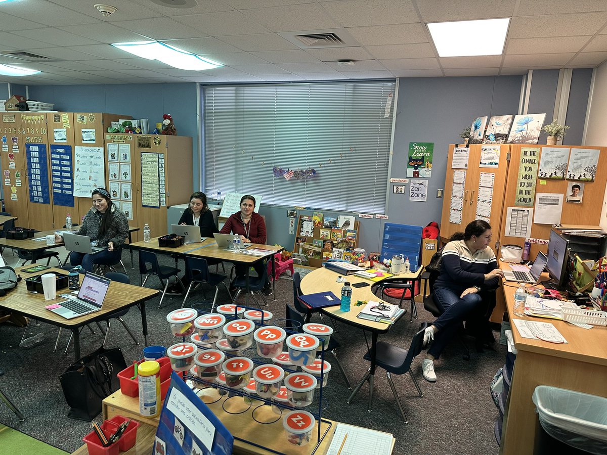 AnneMDavis_ tweet media