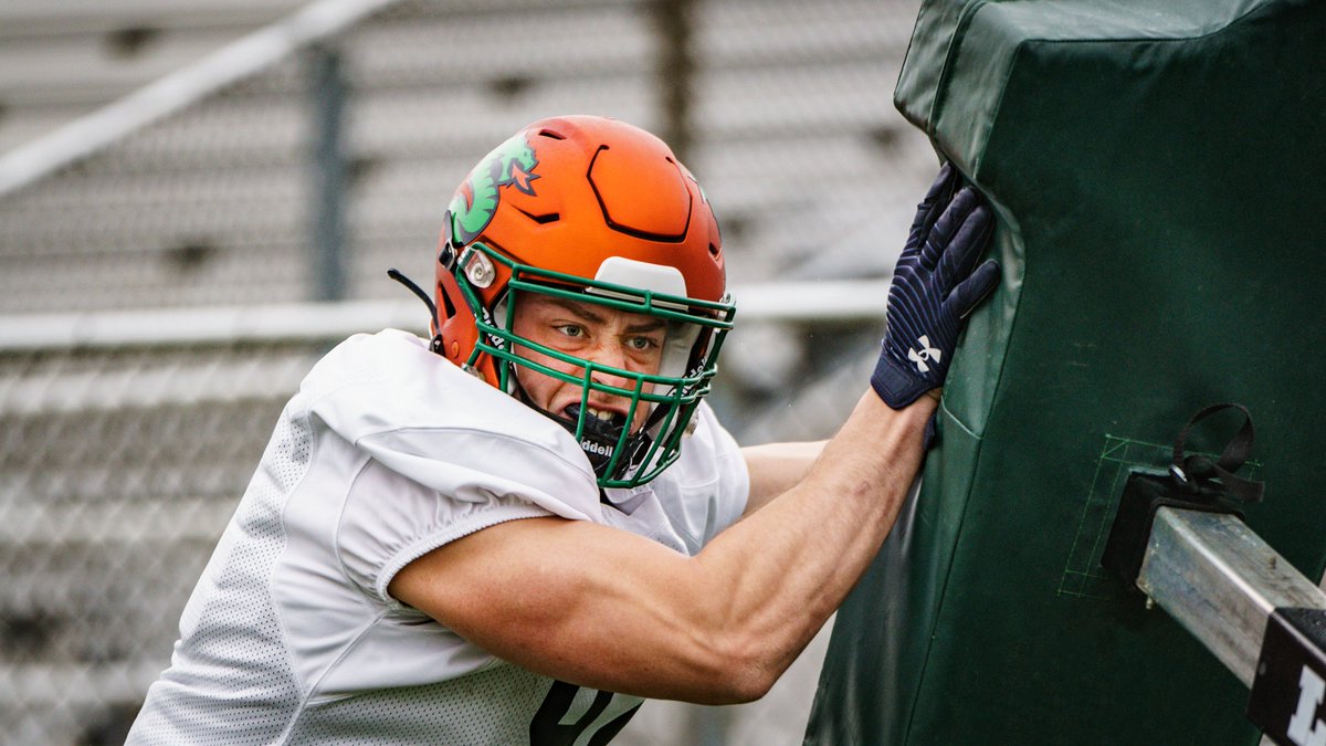 UFLSeaDragons's tweet photo. Tell us what goes through your mind if you see Chris Rice coming at you 👀

#XFL2023 | #BreatheFire https://t.co/1nqMRzyF73