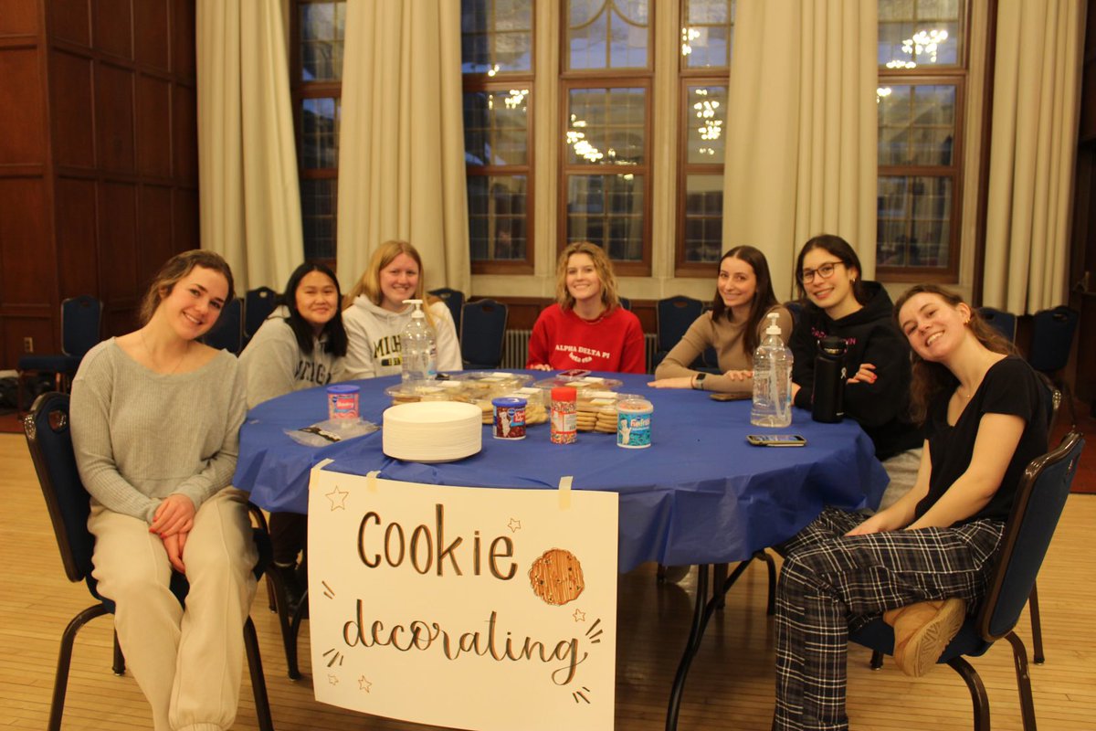 Dance Marathon at the University of Michigan tweet media