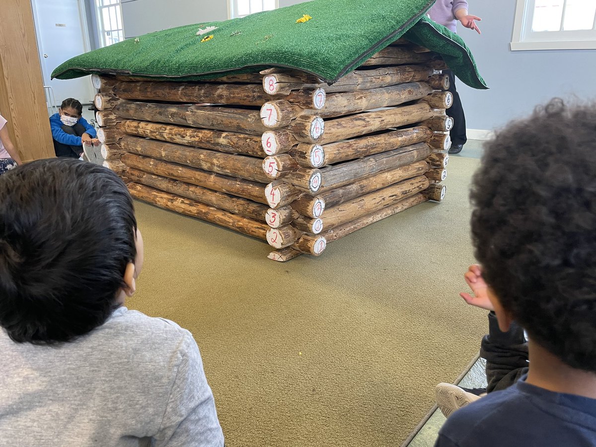 VVMeil's tweet photo. Today we learned about Calgary’s past. We built a cabin, visited one of Calgary’s oldest buildings, were visited by a coyote, and learned Indigenous games. Thank you @FortCalgary! https://t.co/U9bJFEtuIp