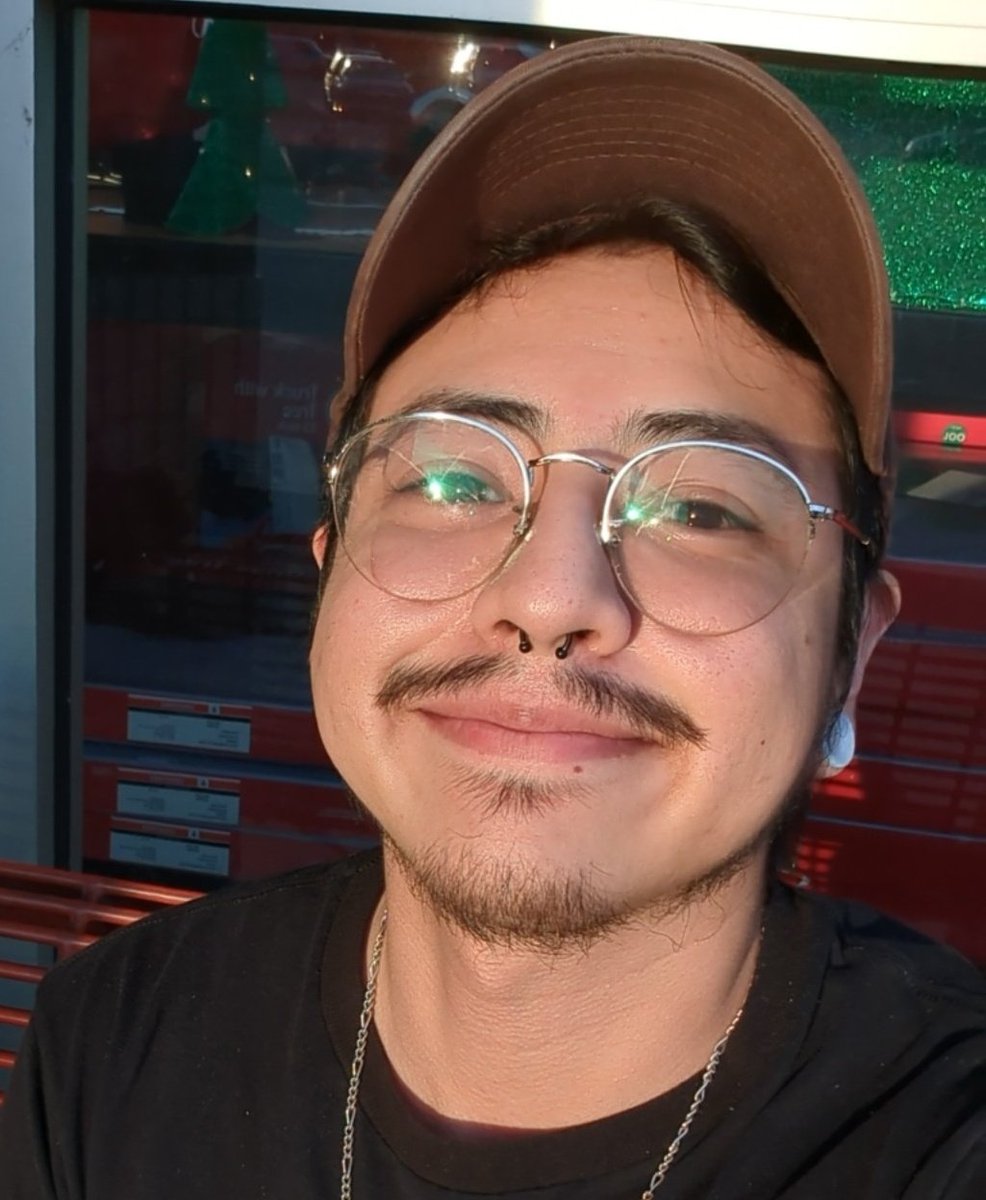 Coin_Mutt's tweet image. HI im Simon/Coin- 25y/o transmasc+queer+latine artist~~
i doodle cool animal art and make fursuits and props 🐯🍳 ~~
🧡follow me on insta for more art-related content🧡
Insta: @/coinmutt.crafts
TikTok: @/coinmuttz
website: coinmutt.weebly.com
🥚🥚🥚🥚🥚🥚🥚🥚🥚🥚🥚🥚🥚🥚