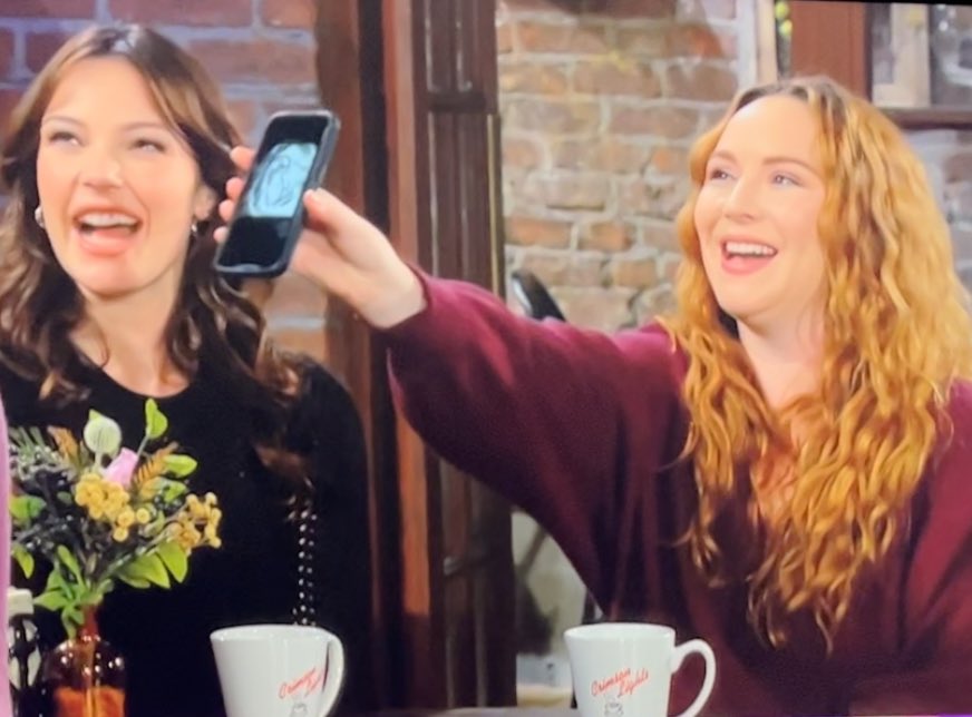 Marilyn-antmh tweet media