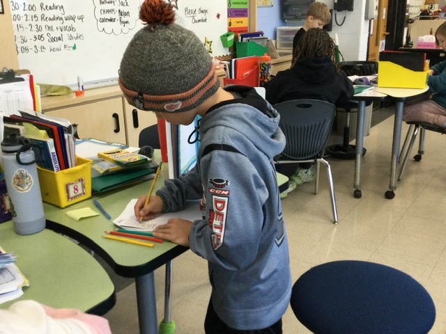 cacioppoleaders's tweet photo. This afternoon we are working on our spelling tic tac toe . #kipway #109way @kelliecacioppo https://t.co/2MpPx7eQms