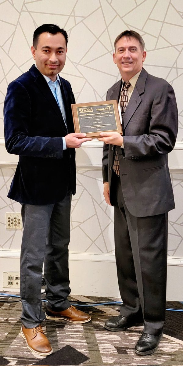 JhalaRachana's tweet image. Congratulations Amit Jhala @unlagrohort @UNLincoln for receiving Weed Science Society of America's US-Herbicide Resistance Action Committee's Herbicide Resistance Management Award. Both Aarya and I are feeling so happy to witness this great moment!! @AmitUNL
@MarthaMamo3