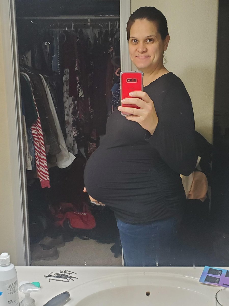 Bears_Goose1's tweet photo. "It's the final count down!" 😆
Nearing the end of this pregnancy. I can hardly wait!
#preggo #babynumber3 #almostthere https://t.co/zYJnpDz5Zm