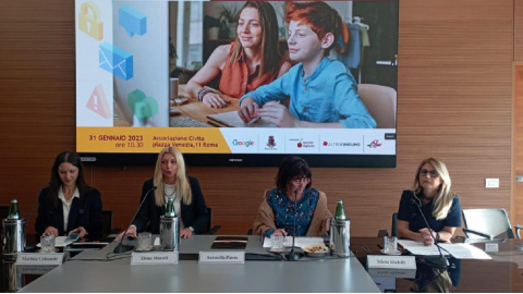 Innovazione, Fondazione Mondo Digitale presenta programma 'Vivi Internet al meglio'
vivere.me/dP8u
