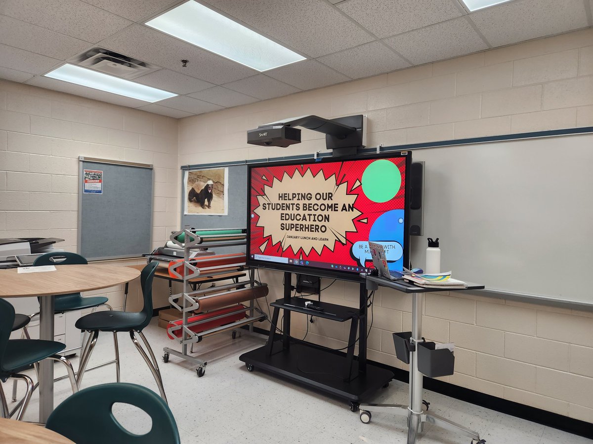 First Lunch and Learn on helping our students become an education superhero(Microsoft Accessibilty features). @micrsoftedu #pwcsitc <a href="/CIT_PWCS/">Dani Hall</a>  #A11y