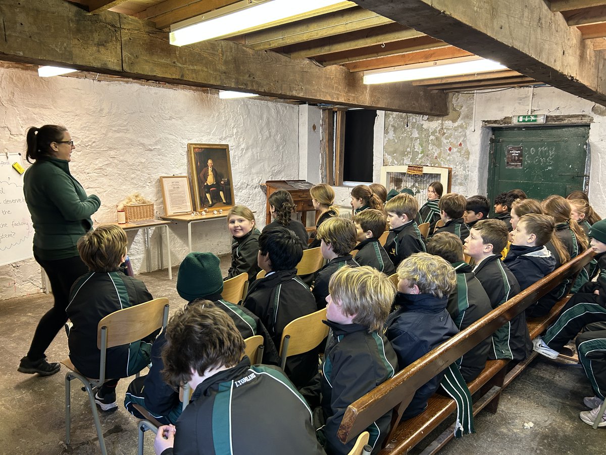 Spratton Hall tweet media